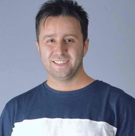 ندیم کافیه