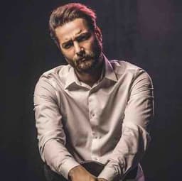 ماکان بند واقعی